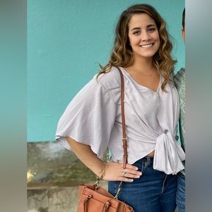 Lavender Tie Front Top, Size: L, EUC